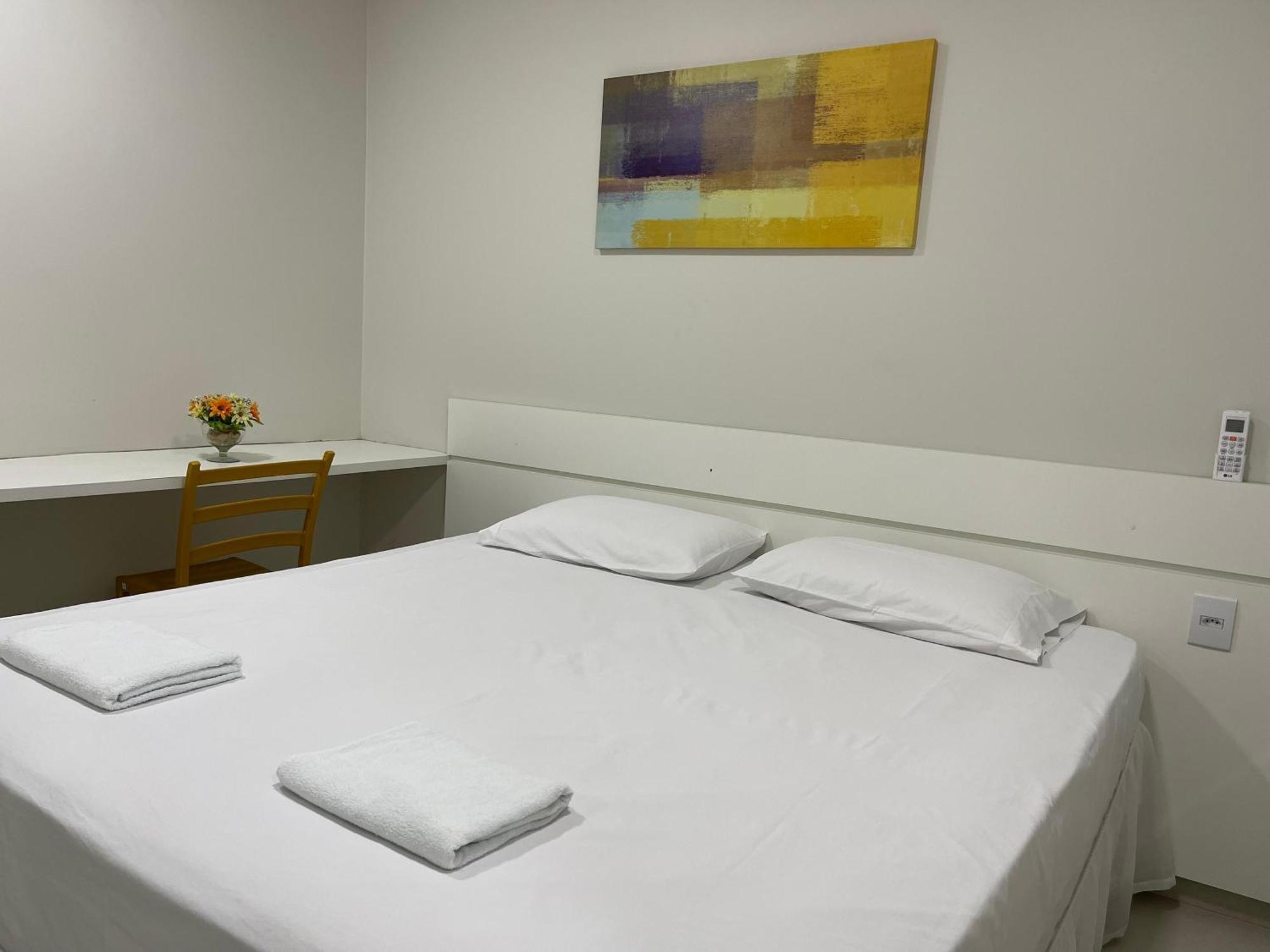 Flat's Tavares 102 Apartment