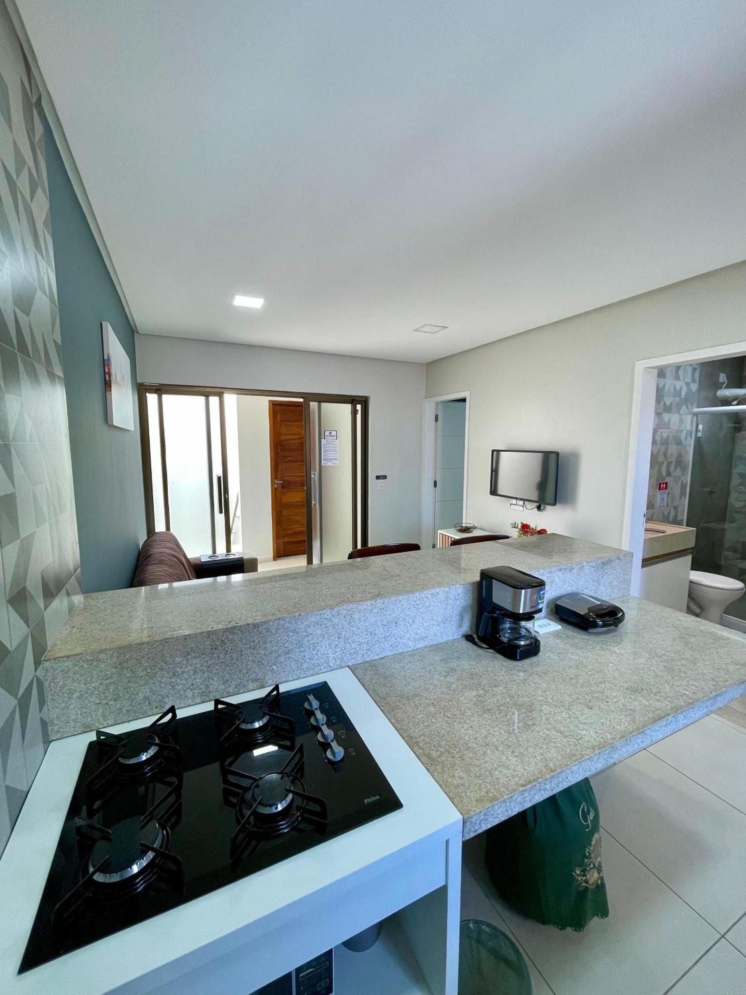 Flat's Tavares 102 *